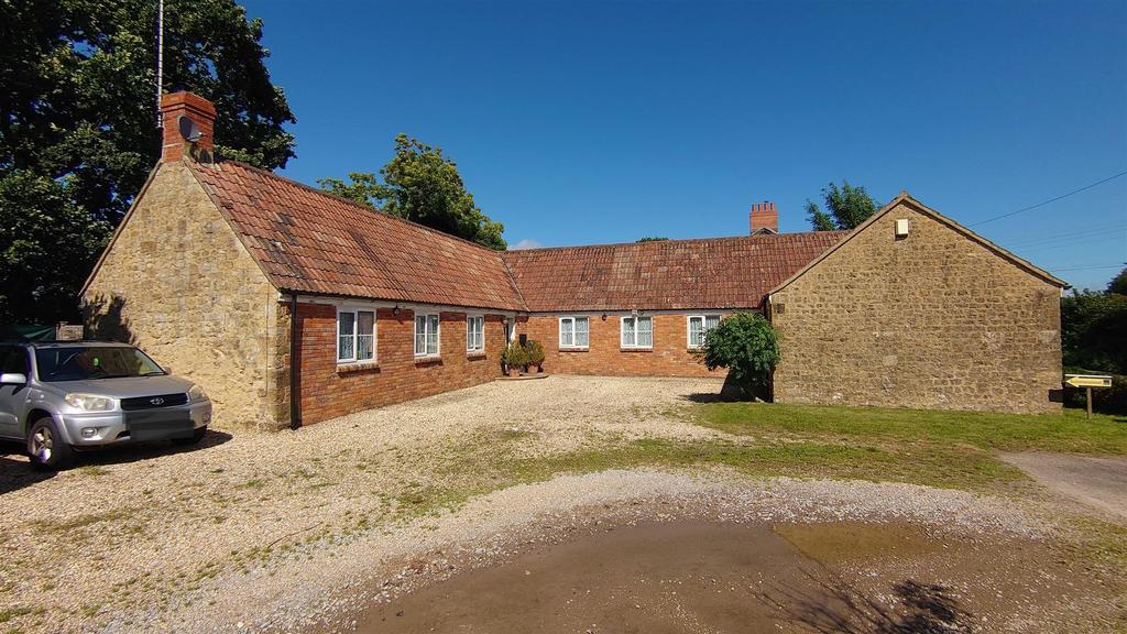 Clapton, Crewkerne 4 bed bungalow for sale £525,000