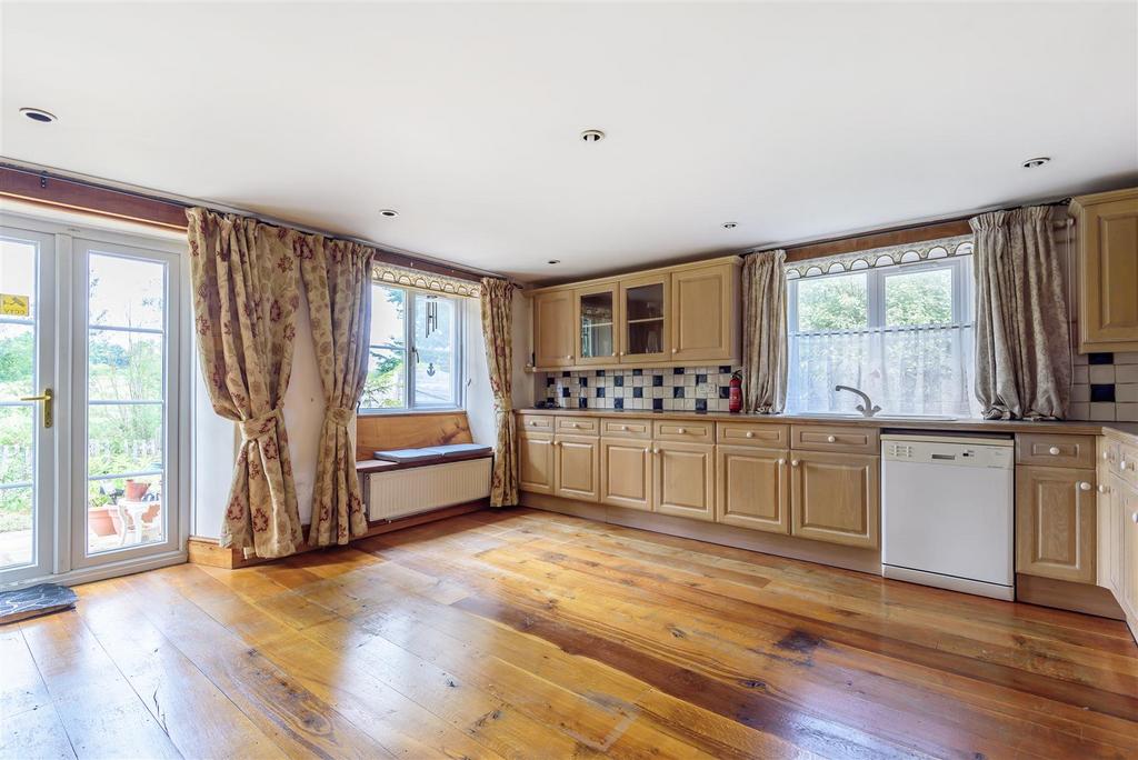 Clapton, Crewkerne 4 bed bungalow for sale £525,000