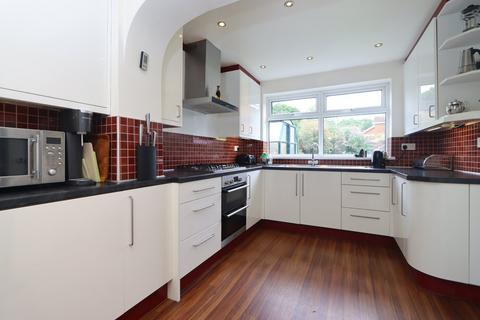 4 bedroom link detached house for sale, Sandstone Road, Bewdley, DY12