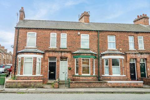2 bedroom terraced house for sale - Hull Road, York
