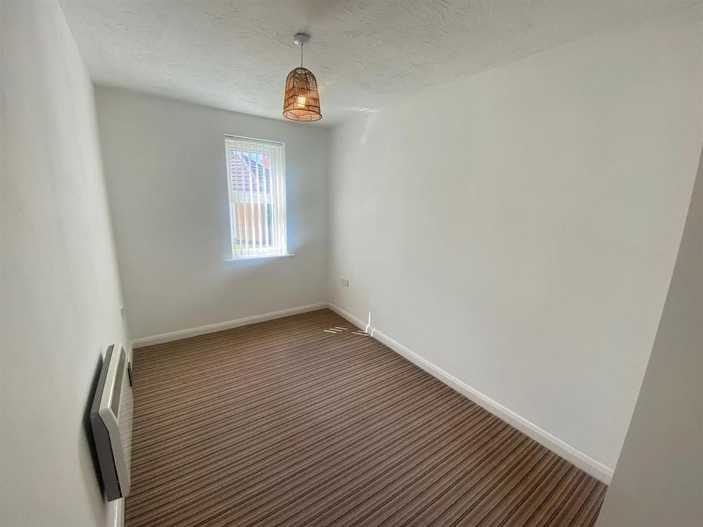 Bedroom 2.jpg