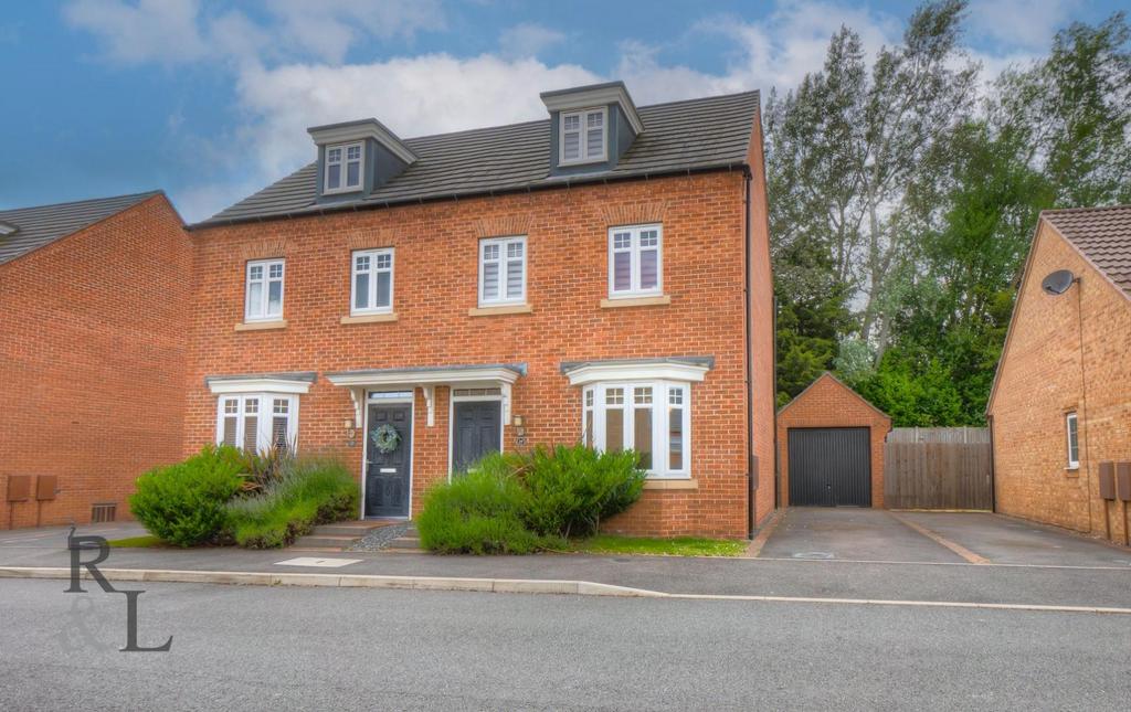 Mountain Ash Crescent, Edwalton, Nottingham 3 bed townhouse to rent £
