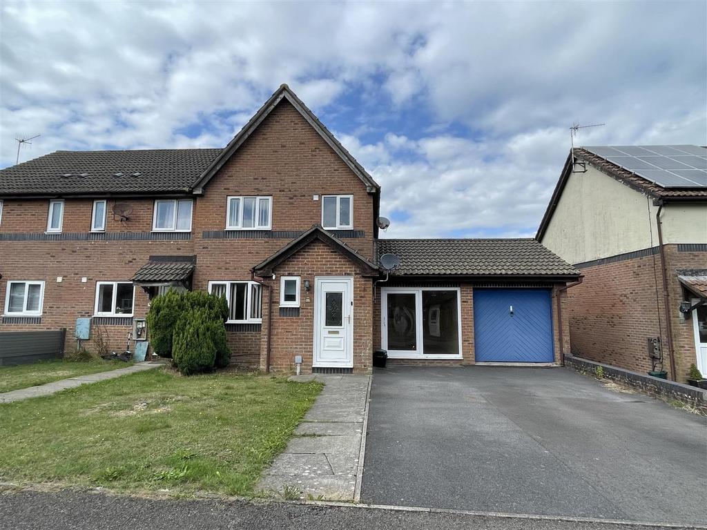 Maes Y Capel, Pembrey, Burry Port 3 bed end of terrace house £195,000