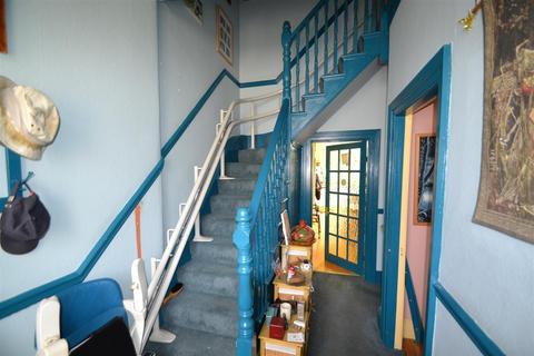 2 Airthrie Road, Ilford, IG3 9QU