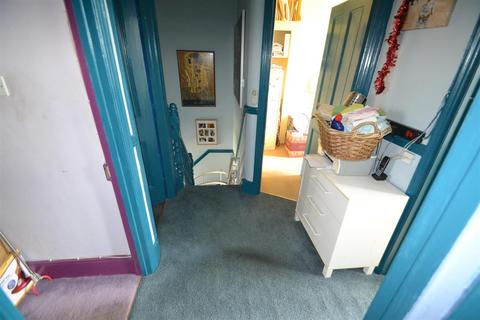 2 Airthrie Road, Ilford, IG3 9QU
