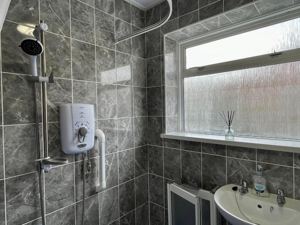 Wet room/w.c.