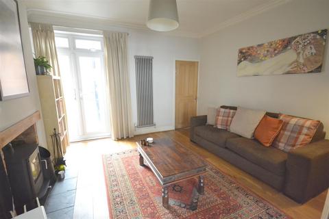 72 Adderley Road, Leicester, LE2 1WB