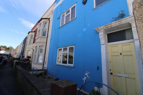 2 Belton Road, Bristol, BS5 0JS
