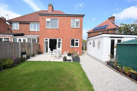 17 West View, Hillstown, Chesterfield, S44 6LJ