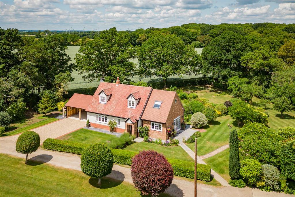 Mill Lane, Great Leighs 3 bed detached house £2,000,000