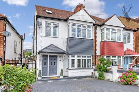 16 Brindwood Road, London, E4 8BH
