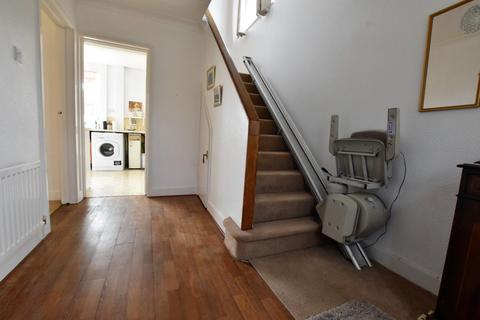 55 Queensway, Scunthorpe, DN16 2BZ