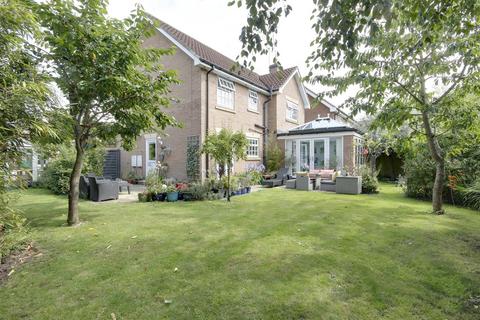 4 bedroom detached house for sale, Sandholme Park, Gilberdyke