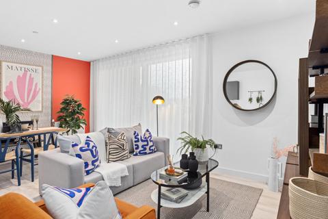 2 bedroom flat for sale, Plot Crestline House - K4.0167, at L&Q at Beam Park Halewood Way, Rainham RM13