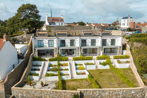 undefined, Le Platon, St. Peter Port, Guernsey