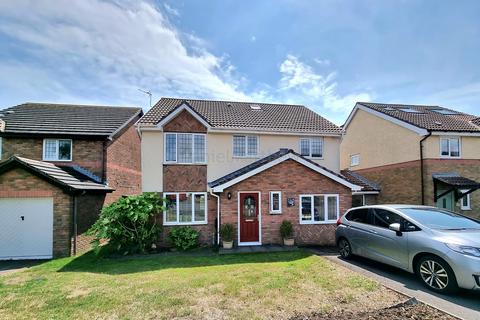 5 bedroom detached house for sale, Picton Road, Rhoose, Barry, The Vale Of Glamorgan. CF62 3HU