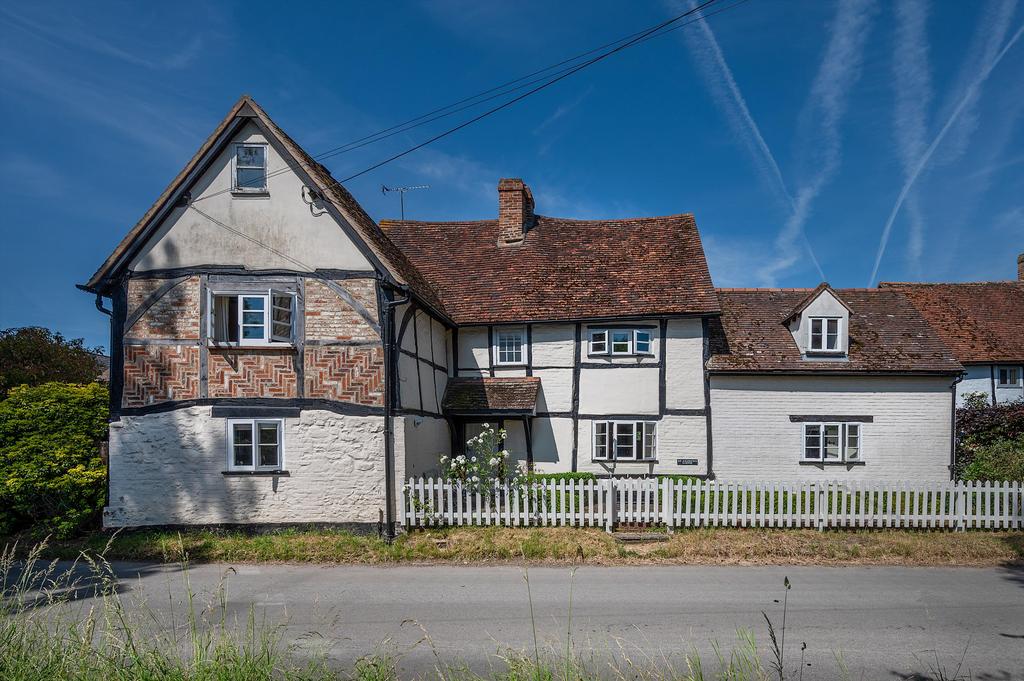 North Moreton, Didcot, Oxfordshire, OX11 5 bed detached house for sale