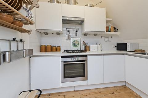 2 bedroom flat to rent, Bassett Road, London, W10