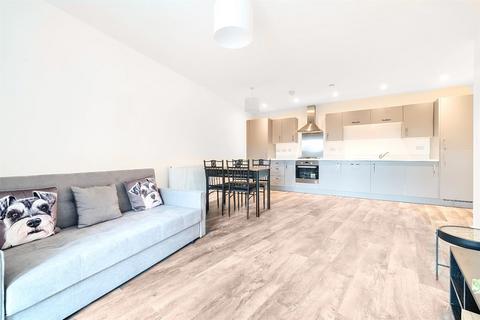 2 bedroom apartment to rent, Nightingale Way, Reading, RG30