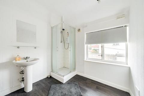 41 Rosebery Road, Kingston Upon Thames, KT1 3LJ