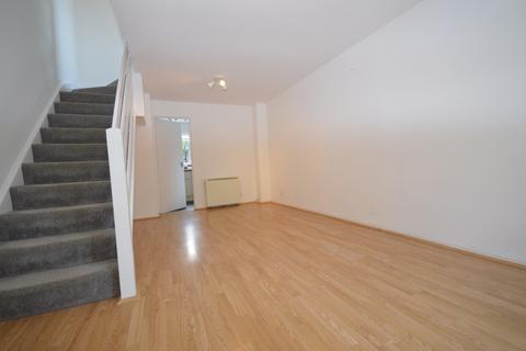 2 bedroom end of terrace house to rent, Field Close, Sandridge, AL4