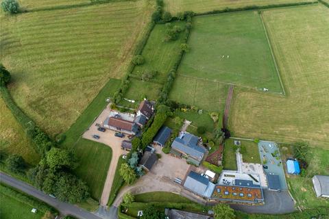 4 bedroom equestrian property for sale, Grafton Flyford, Worcester, Worcestershire