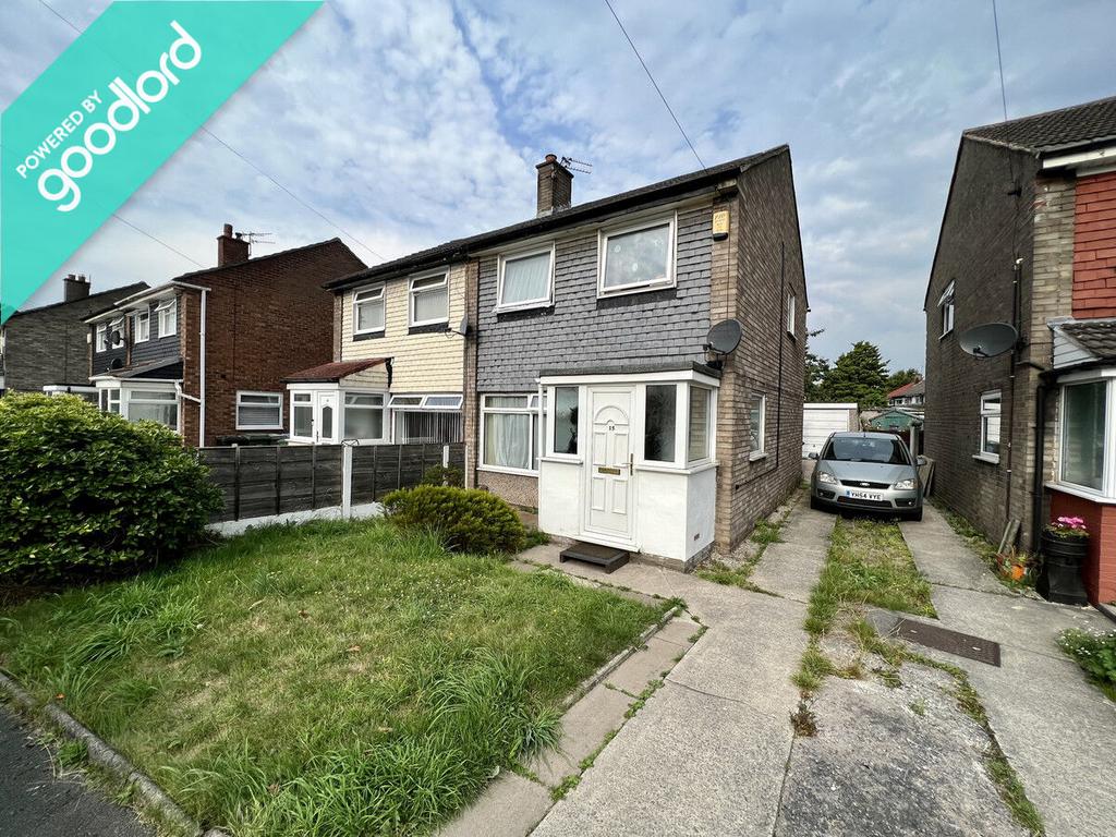 Benbecula Way, Manchester, M41 7FR 3 bed semidetached house £1,200