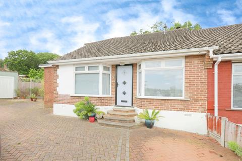 2 bedroom bungalow for sale, Wroxham Close, Leigh-on-sea, SS9