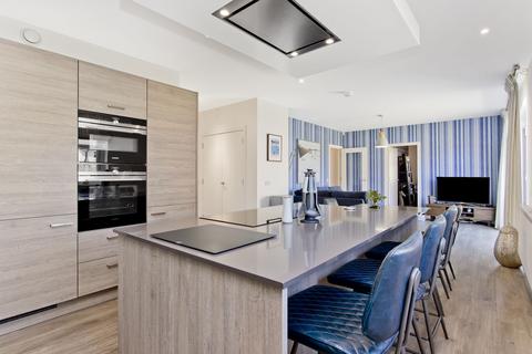 5 bedroom detached villa for sale - 2 Gifford Crescent, Balerno, EH14 7FH