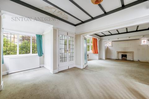 27 Denbigh Road, London, W13 8NJ
