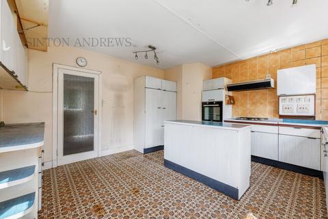 27 Denbigh Road, London, W13 8NJ