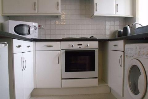 2 bedroom apartment to rent, Marshbrook Drive, Manchester M9