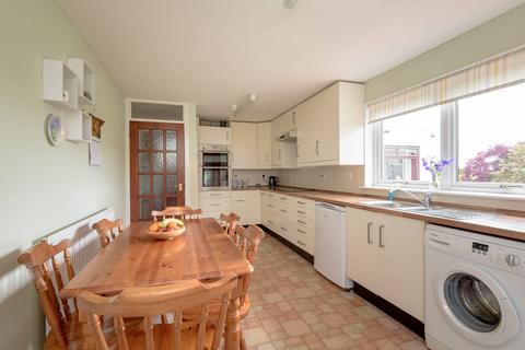 11 Damhead, Lothianburn, Edinburgh, EH10 7DZ