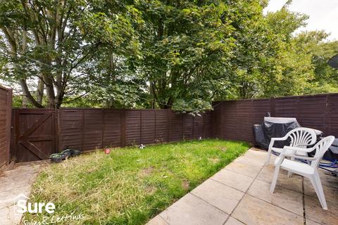 96a Argyll Road, Hemel Hempstead, HP2 6NF
