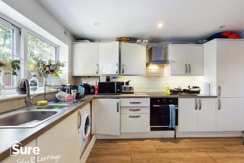 4 bedroom semi-detached house for sale, Argyll Road, Hemel Hempstead, Hertfordshire, HP2 6NF