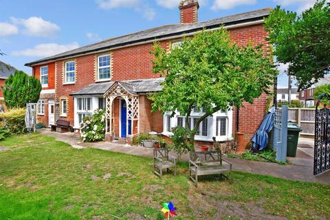 5 bedroom semi-detached house for sale, High Street, Freshwater, Isle of Wight