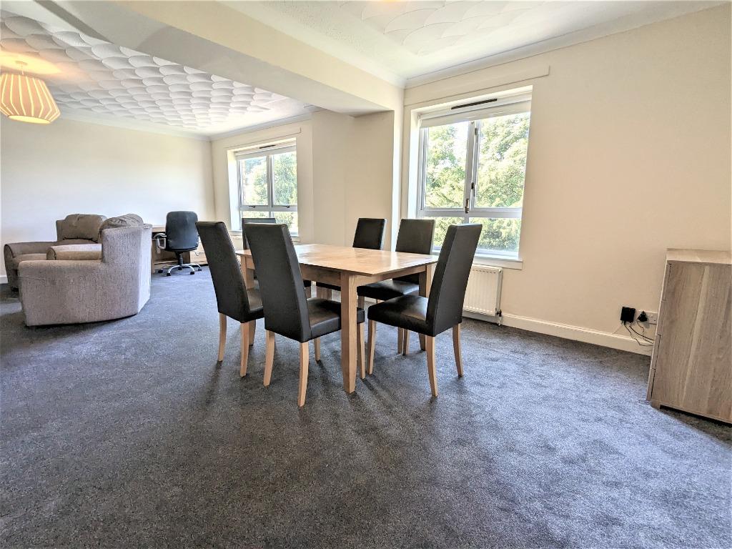 Craigend Park, Liberton, Edinburgh, EH16 2 bed flat £1,300 pcm (£300 pw)