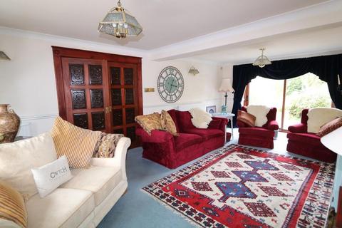 4 bedroom detached house for sale, Bryn Y Paderau, Tywyn LL36