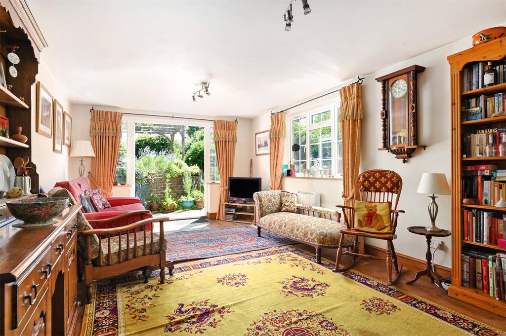Fletching, Uckfield 3 bed semidetached house for sale £575,000