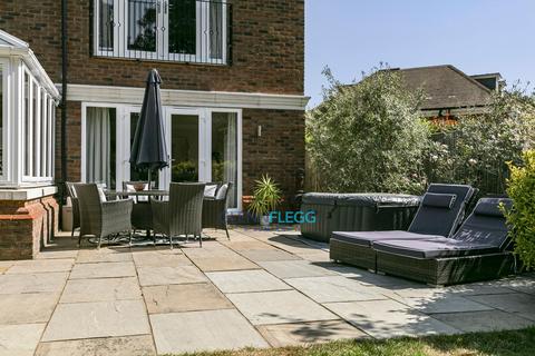 Four Winds Knowle Grove, Virginia Water, GU25 4JB