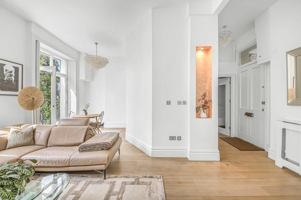 House in London - View 4