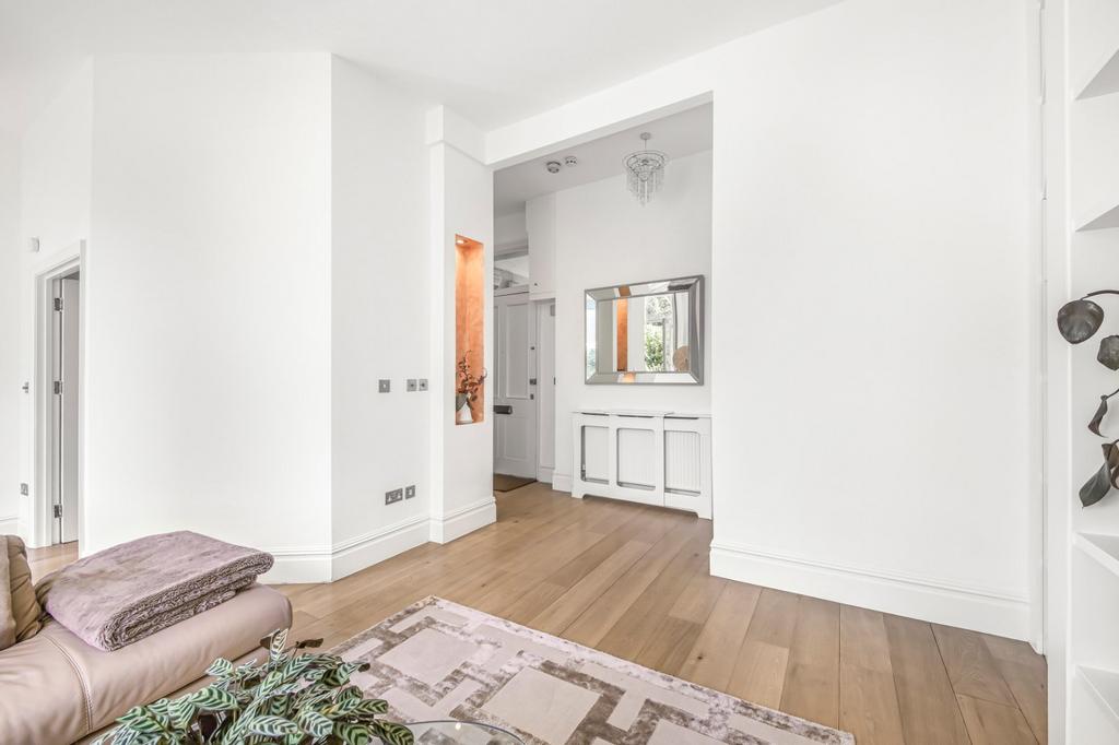 House in London - More