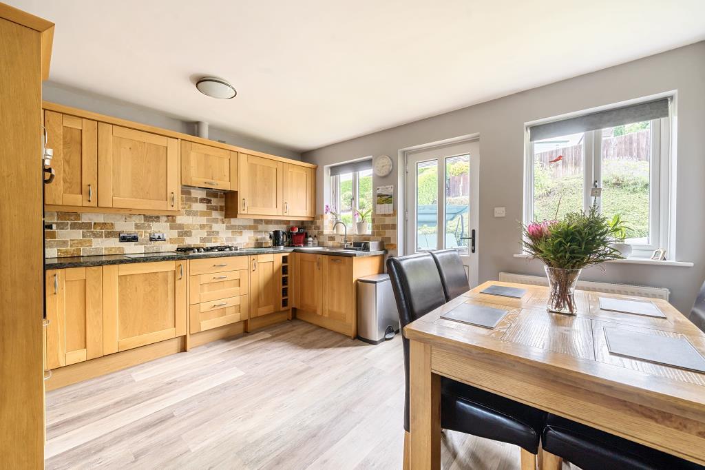 Kitchen/Dining