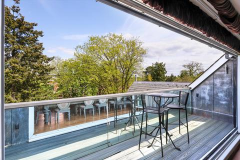 3 bedroom penthouse for sale, Gower House, Gower Road, Weybridge, Surrey, KT13