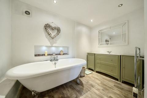 Forge Barn Forge Road, Kingsley, Bordon, GU35 9LY
