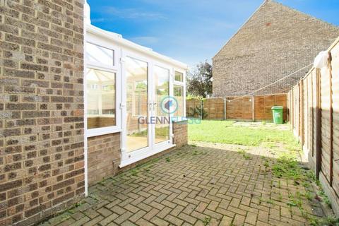undefined, Rochford Gardens, Slough