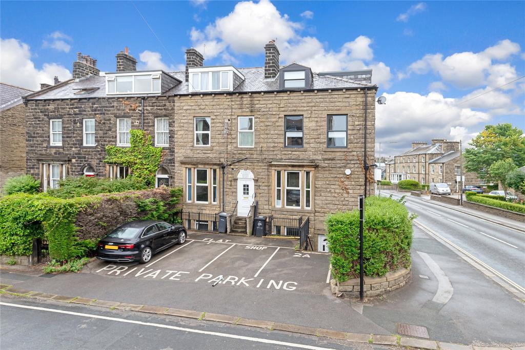 Alexandra Crescent, Ilkley, West Yorkshire, LS29 2 bed apartment for