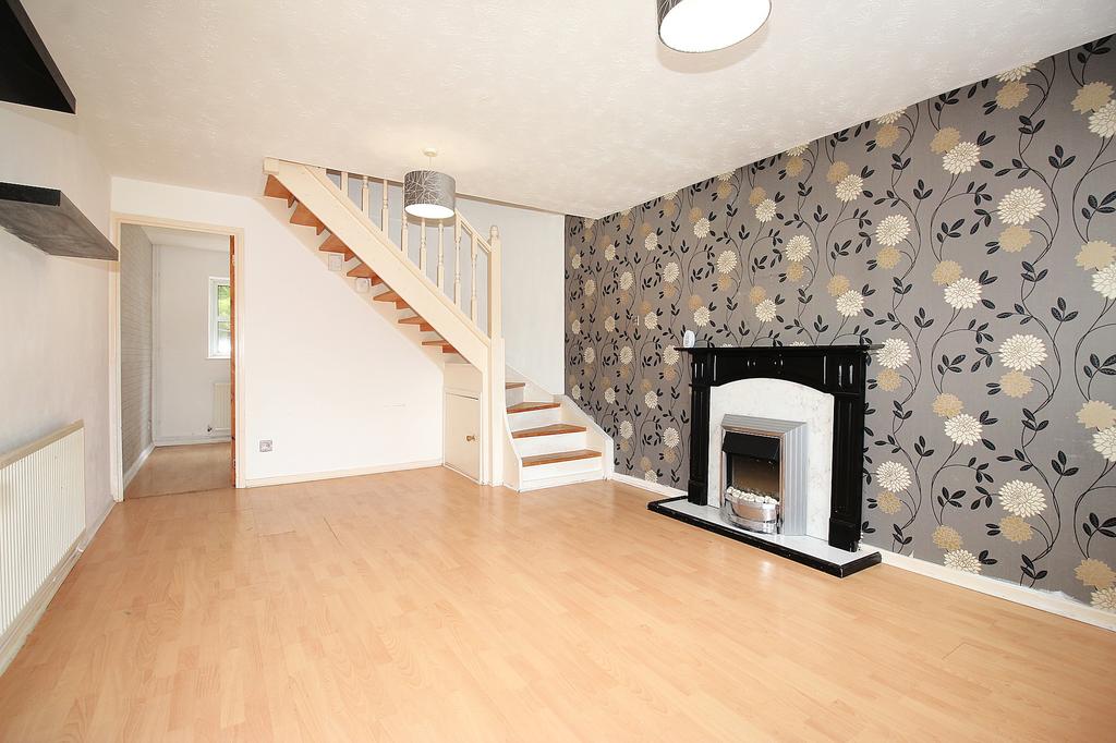 Manor Drive, Anstey Heights, Leicester 2 bed terraced house £180,000