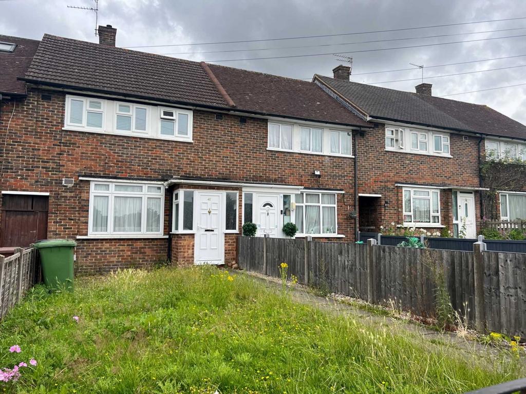 Rossington Avenue, Borehamwood 3 bed terraced house for sale £425,000