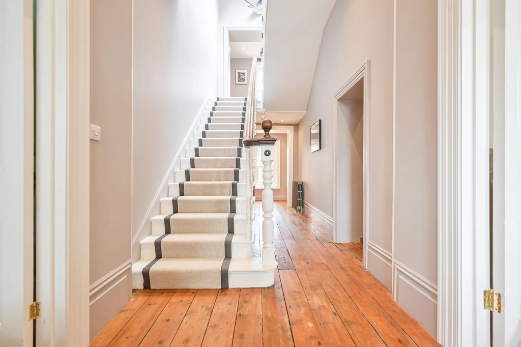 Entrance Hall/Stairs